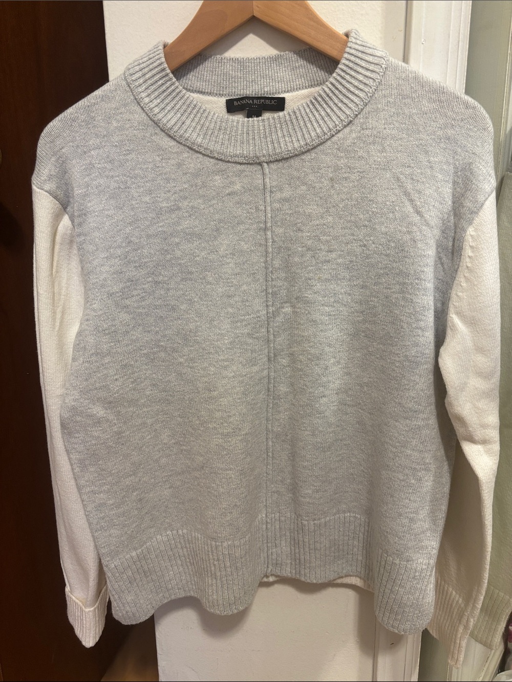Banana Republic Colorblock Crewneck Sweater in Light Gray and Cream
